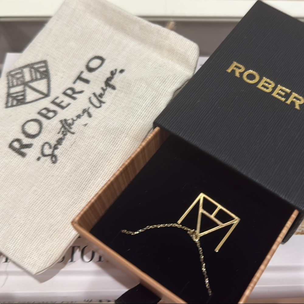 Gold Geometric Pendant Necklace
